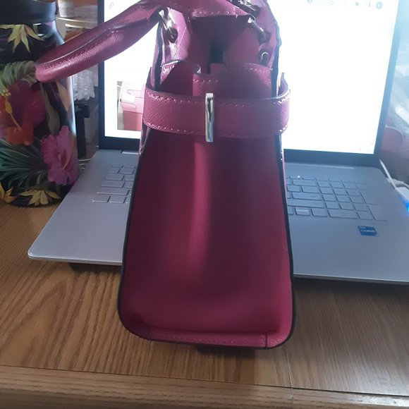 Kate Spade Medium (Staci) Satchel in Pink Ruby with Crossbody strap - Picture 5 of 8